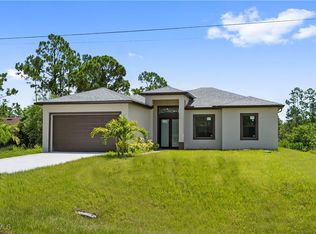 719 Fullerton Ave S, Lehigh Acres, FL 33974