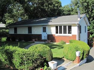 14 Chalmers Blvd, Amawalk, NY 10501