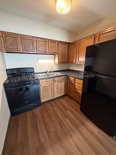 349 W Grand Ave #103 Photo 1 349 W Grand Ave #103 Photo 1