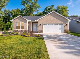 2015 Oakside Rd, Toledo, OH 43615