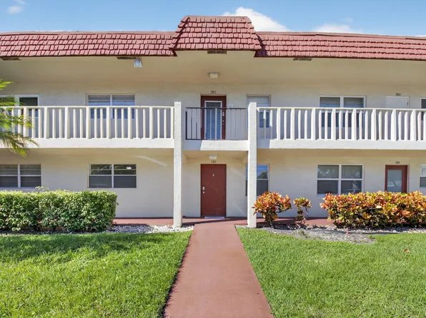 20 Abbey Lane #103, Delray Beach, FL 33446