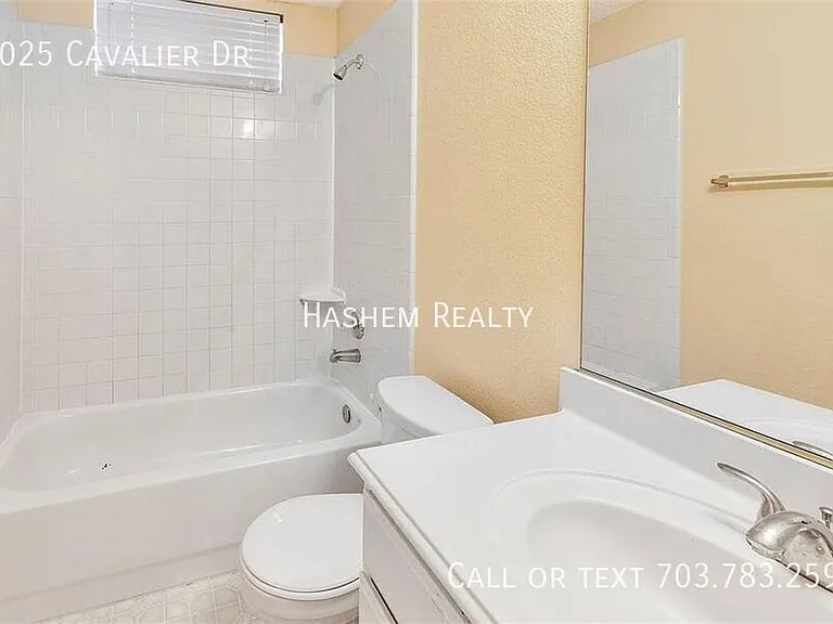 8025 Cavalier Dr — Photo 22