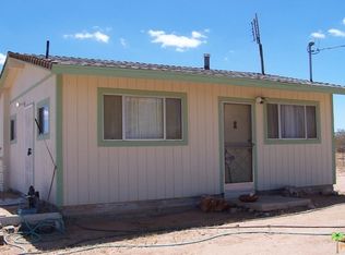 60739 Stearman Rd, Landers, CA 92285