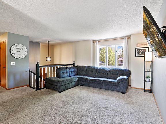 4th image of 5820 Foxboro Ln