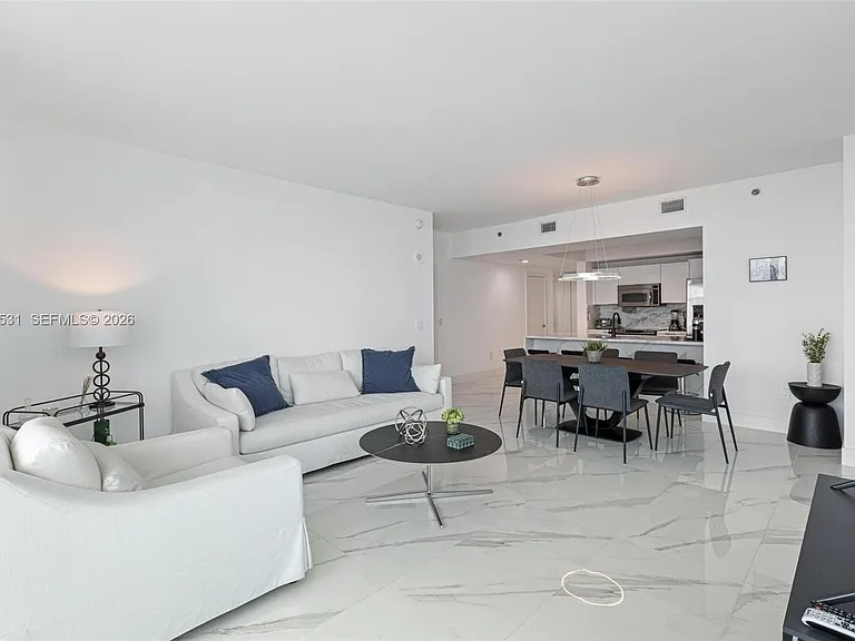 950 Brickell Bay Dr #2210 — Photo 17
