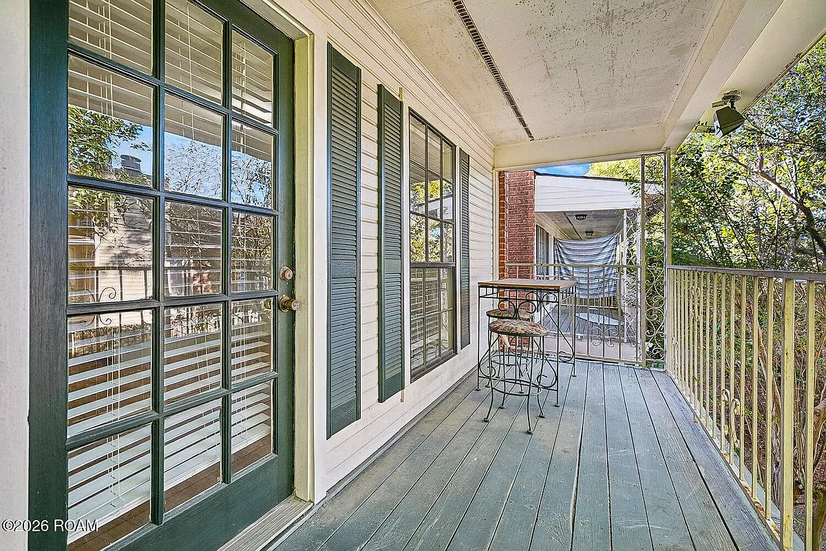 2 bed, 2.0 bath, 1116 sqft, $1,700 — Photo 1