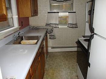 4th image of 8009 Dalmain Dr