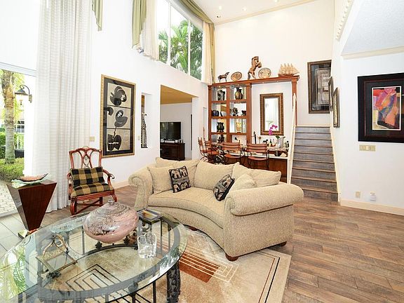 Home For Sale In Boca Grove