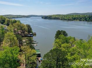 177 Mountain View Ln, Troy, NC 27371