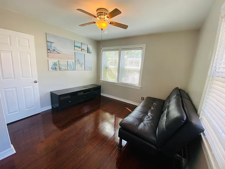 1539 Mayfair Rd — Photo 16