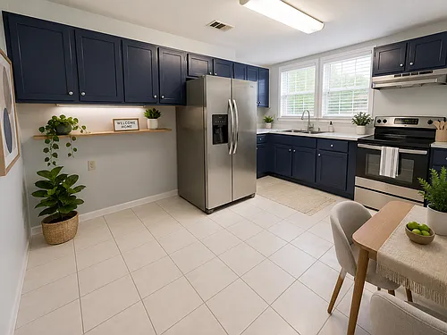 1656 Pleasure St Photo 1