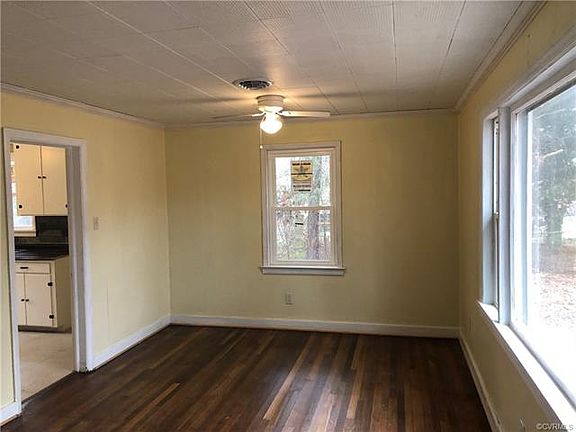 3rd image of 5701 Edgelawn St