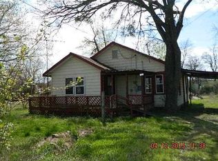 809 Danville Rd, Waldron, AR 72958