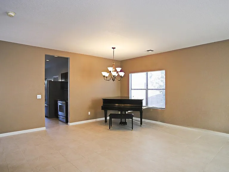 8833 S 13th Pl — Photo 9