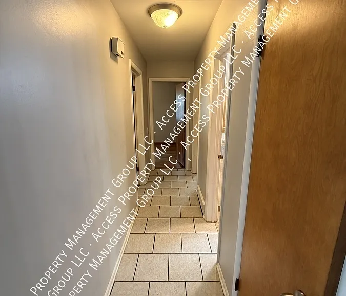 1457 Mayfield Ave NE — Photo 10