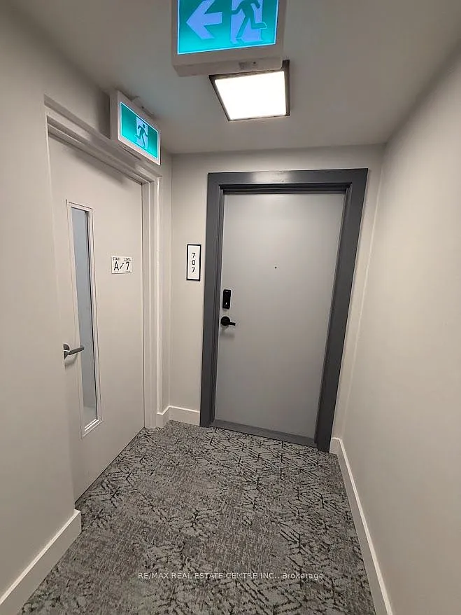 3 bed, $3,400 — Photo 2