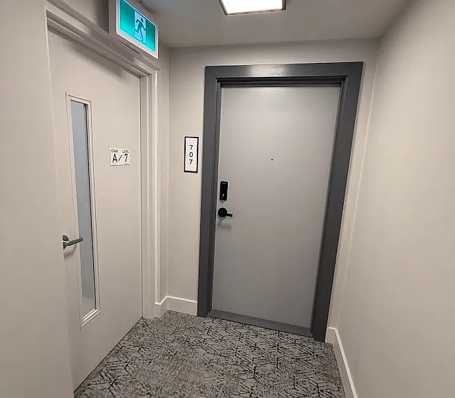 758 Dovercourt Rd #707 — Photo 2