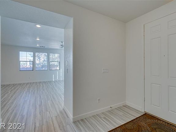 5th image of 9092 Ashiwi Ave