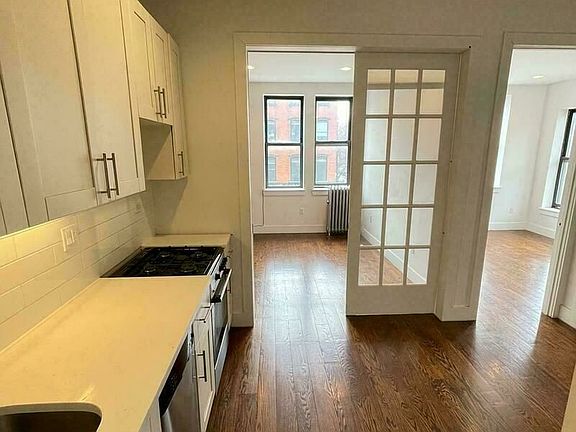 2nd image of 336 Franklin Ave #6
