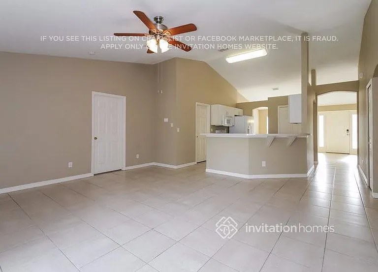 3228 N Biscayne Dr — Photo 5