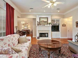 10113 Hyde Park Ct, Baton Rouge, LA 70816