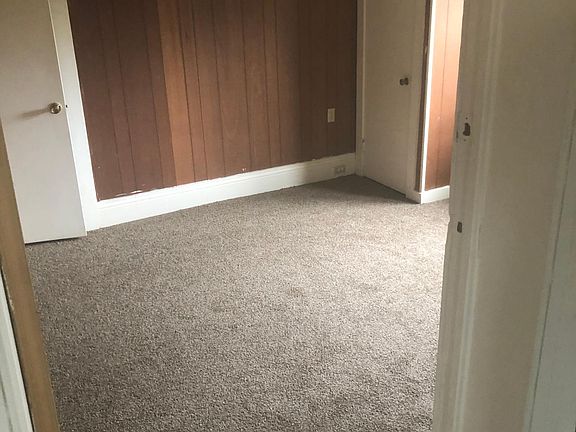 4th image of 4495 Verona St #4