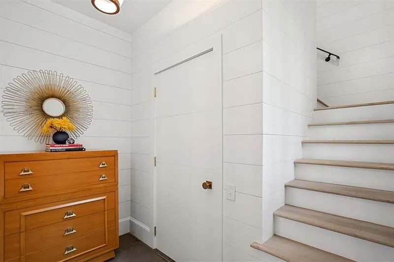 1 bed, 1.0 bath, 1000 sqft, $3,200 — Photo 3