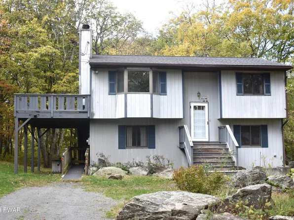 120 Hillside Dr, Hawley, PA 18428