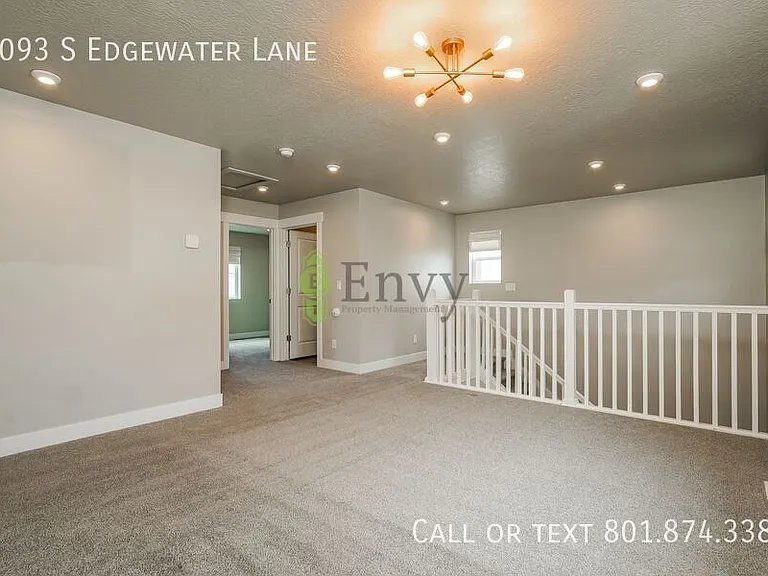 3093 S Edgewater Ln — Photo 9