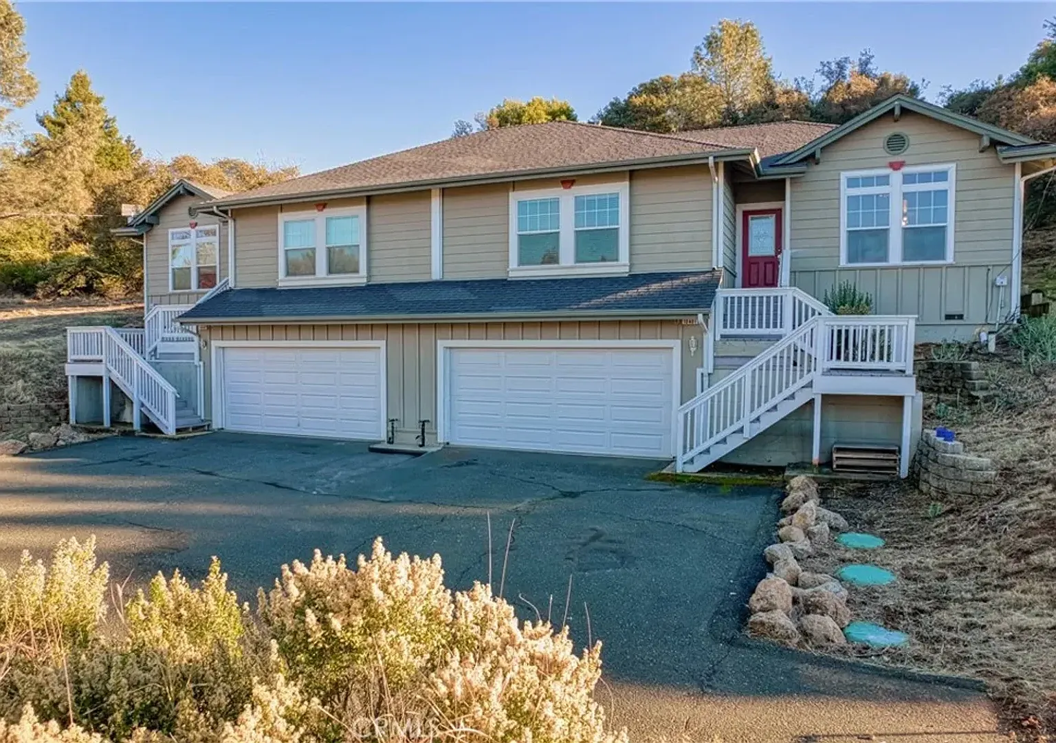 10401 Point Lakeview Rd Unit B — Photo 1
