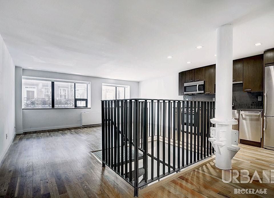 1st image of 123 Bank St #140A