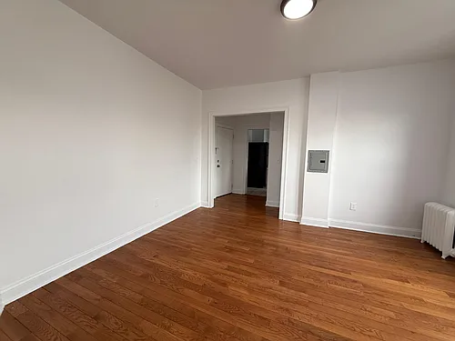 485 Garfield Ave Photo 1