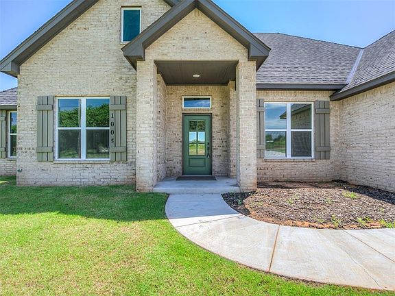 2nd image of 1005 Heritage Hills Dr