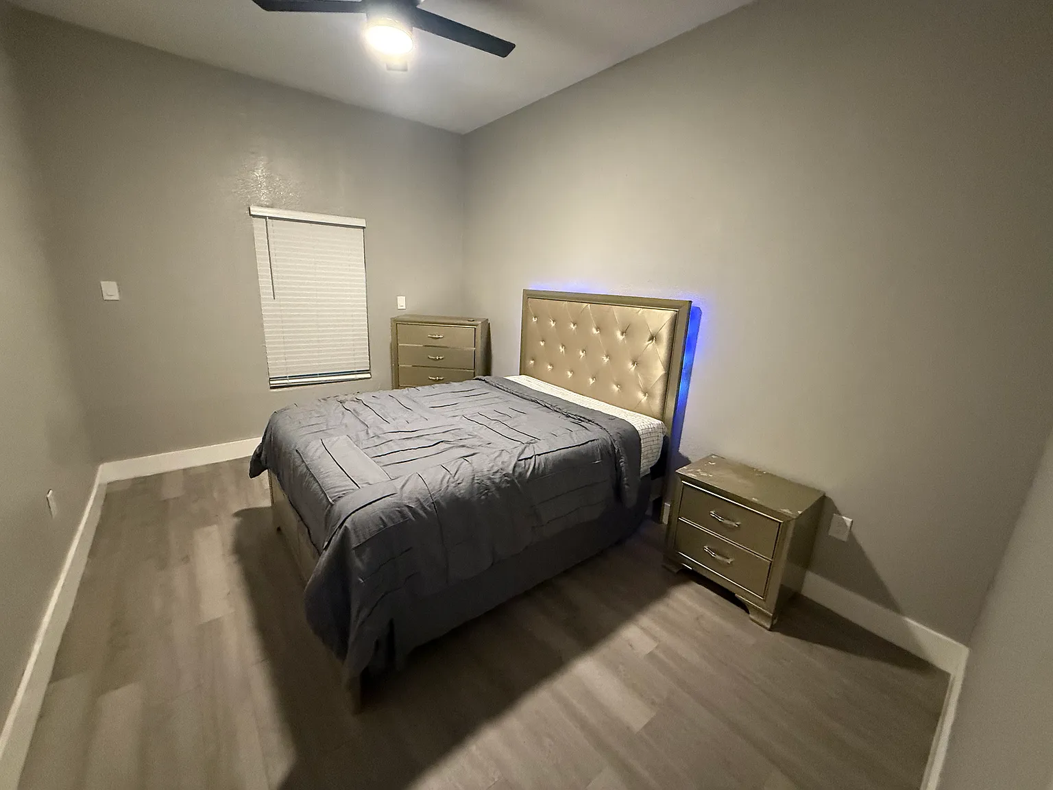3 bed, 1000 sqft, $1,950 — Photo 3