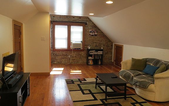 3rd image of 2218 Cuyler Ave
