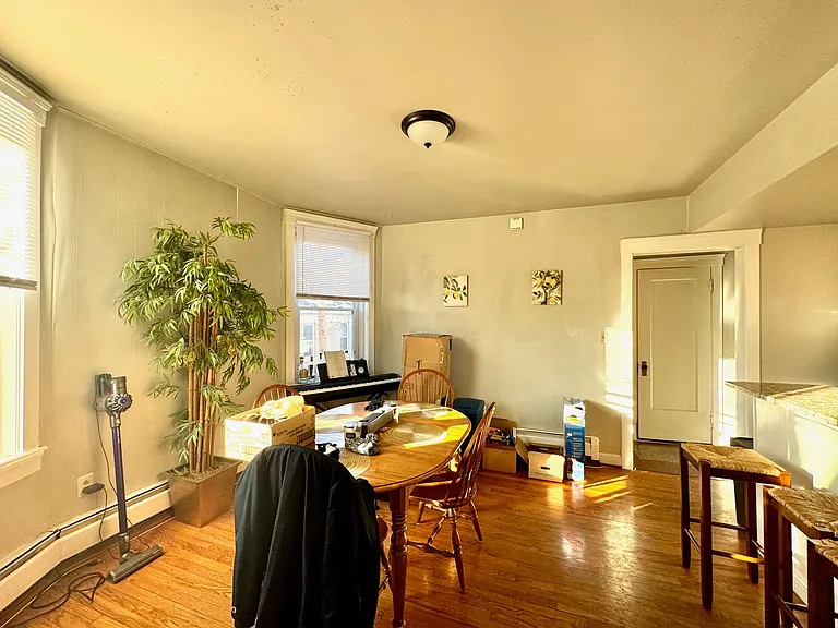 Nixon St. Apartments — Photo 39