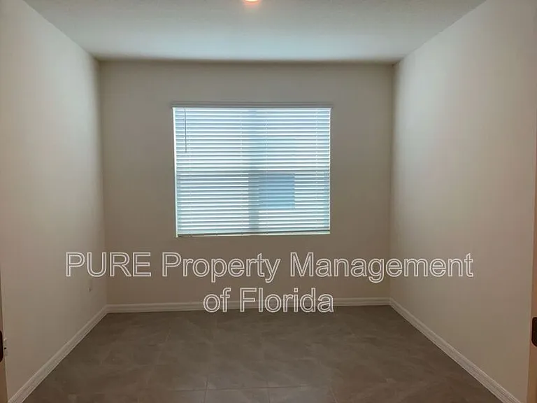4122 NW 48th Terrace Rd — Photo 55