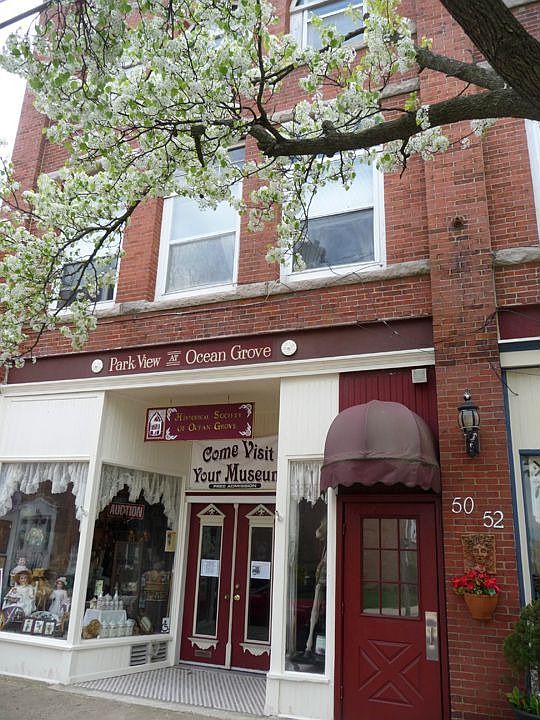 1st image of 52 Pitman Ave #205