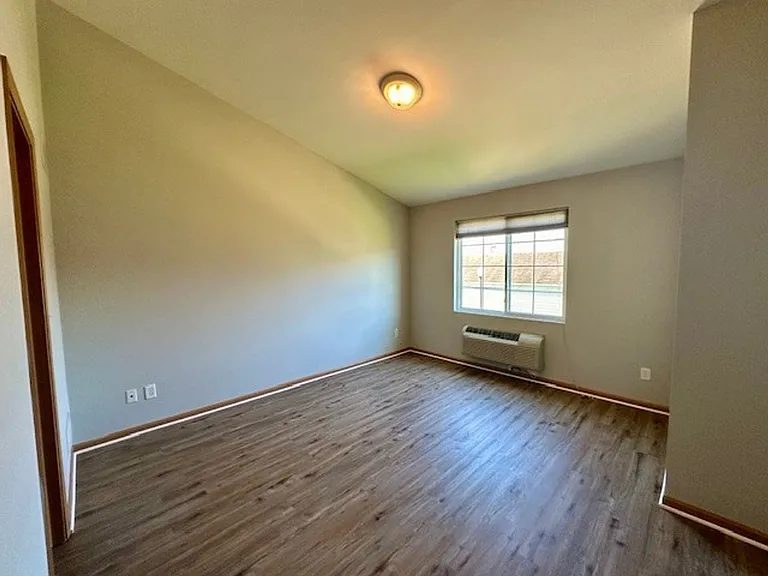 146 Bertram Dr #I — Photo 7