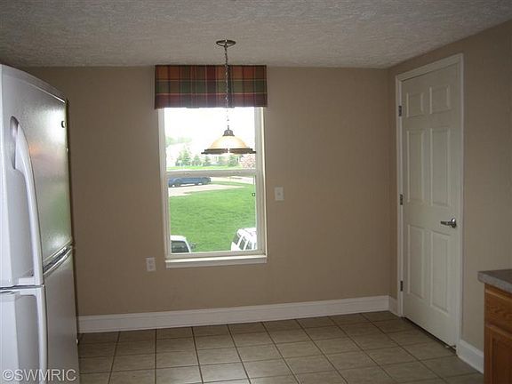 5th image of 6119 E Fieldstone Hills Dr SE Unit 2