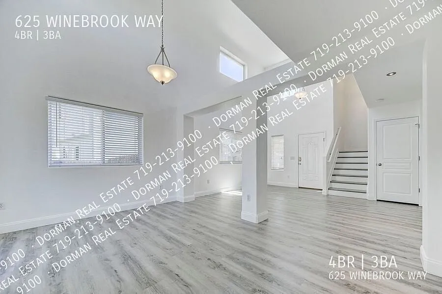 Updated 2 Story Home in Fountain — Photo 3