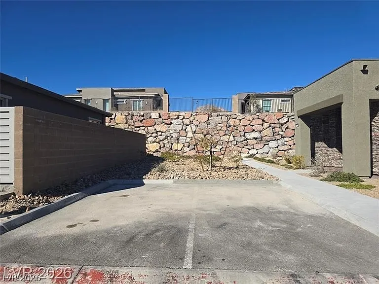 905 Belleforte Ln — Photo 26