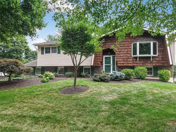 1119 Edward Ave, Allentown, PA 18103