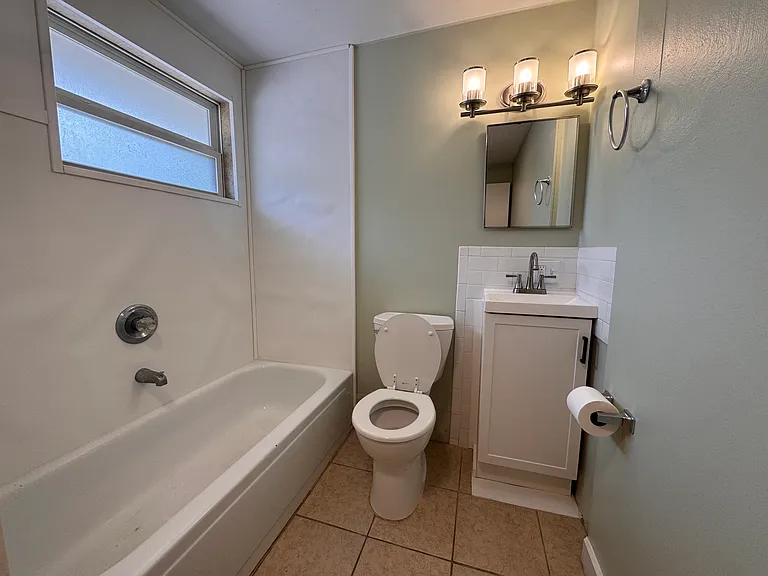 538 Orange St #538 — Photo 18