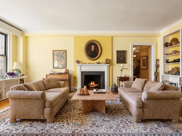 1105 Park Avenue image 1 of 11