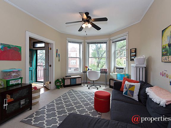 2nd Floor Living Room