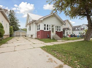 119 S Clay St, Green Bay, WI 54301