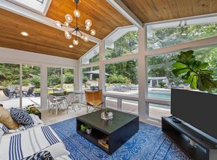 1812 Rolling Rd, Chapel Hill, NC 27514