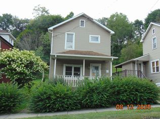 203 Railroad St, Windber, PA 15963