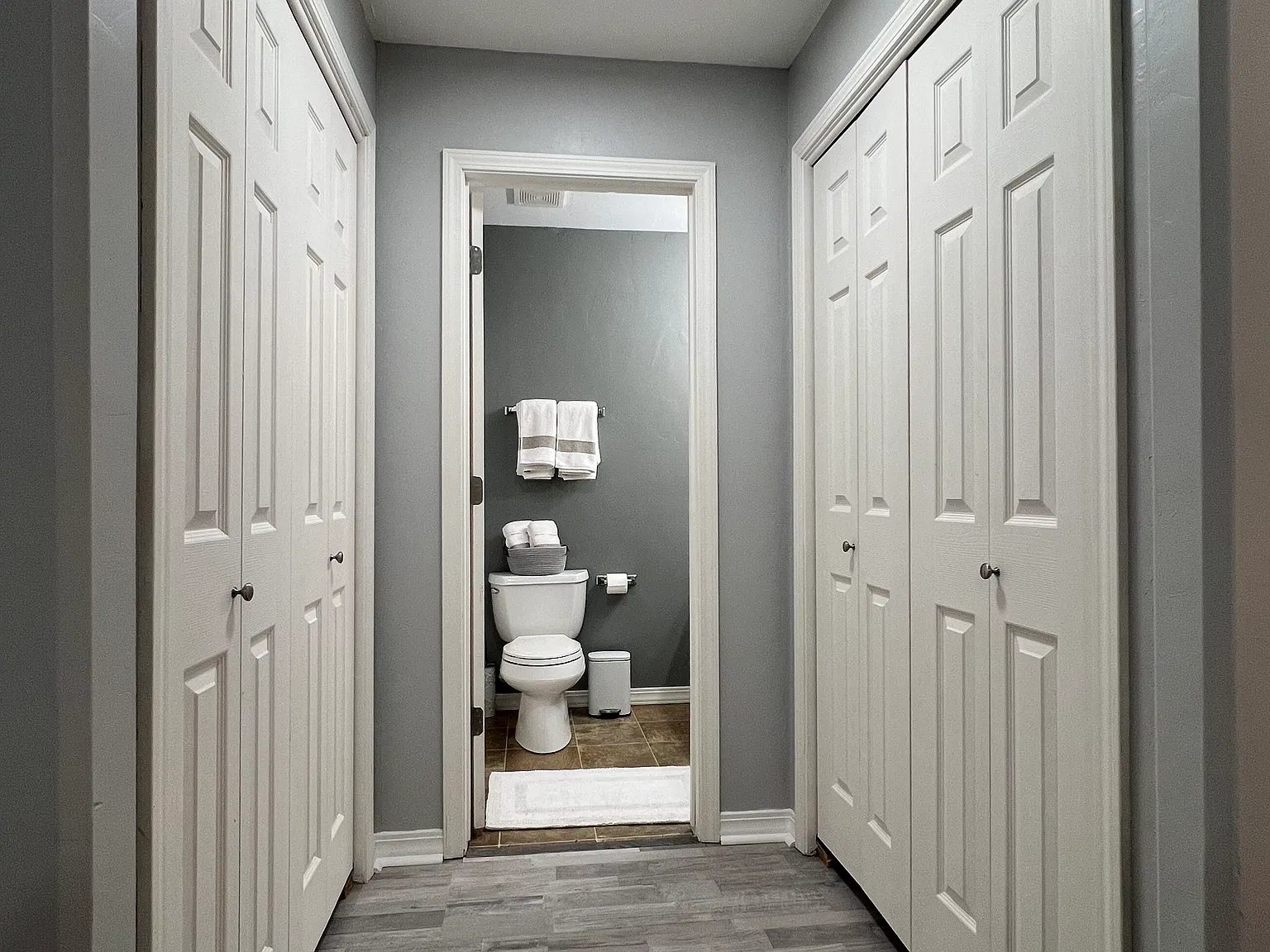 3 bed, 1200 sqft, $3,300 — Photo 4